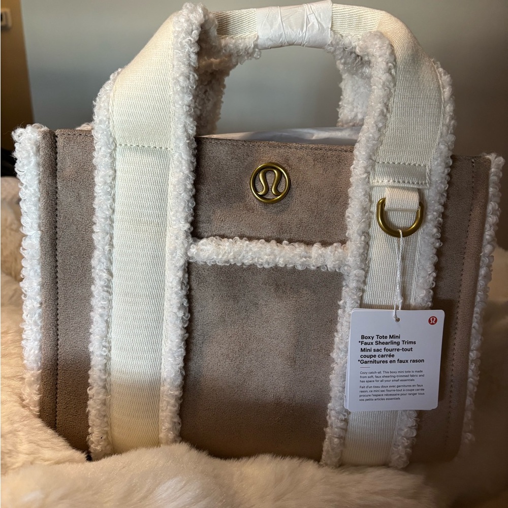 lululemon athletica Boxy Tote Mini in Taupe with Cream Trim
